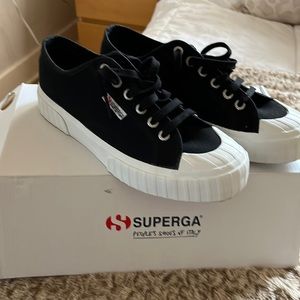 NWT Superga sneakers